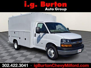 2026 Chevrolet Express Cutaway 3500 Base