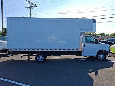 2024 Chevrolet Express Cutaway 4500 Base