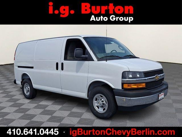 2026 Chevrolet Express Cargo Base