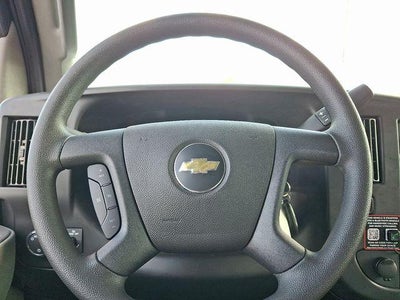 2025 Chevrolet Express Cutaway 3500 Base
