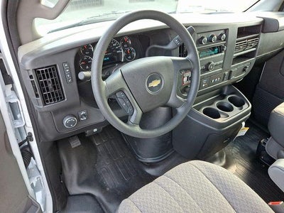 2025 Chevrolet Express Cutaway 3500 Base