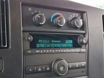 2025 Chevrolet Express Cutaway 3500 Base