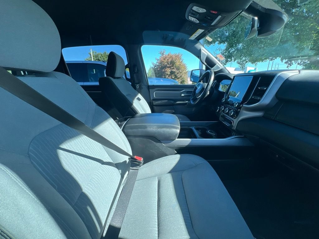 2021 RAM 1500 Big Horn Crew Cab 4x4 5'7" Box