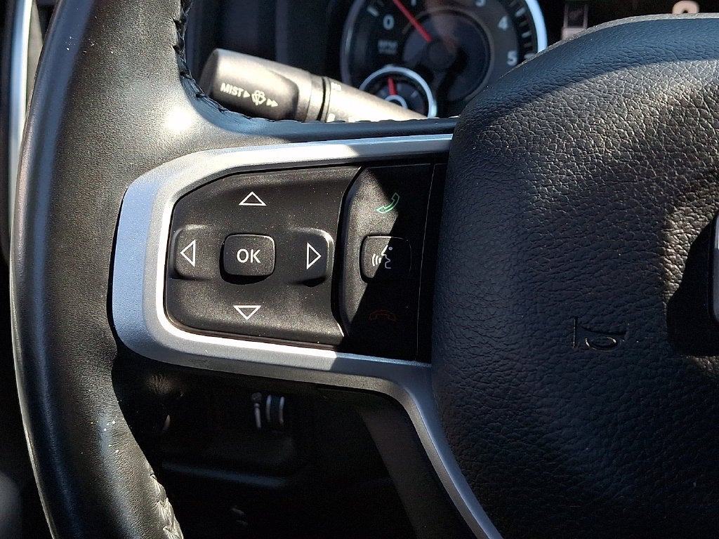 2021 RAM 1500 Big Horn Crew Cab 4x4 5'7" Box