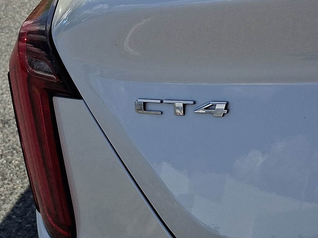 2023 Cadillac CT4 Luxury