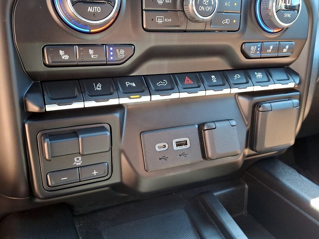 2023 Chevrolet Silverado 3500 HD High Country DRW