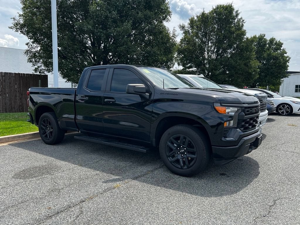 2024 Chevrolet Silverado 1500 Custom