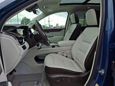 2024 GMC Acadia Denali