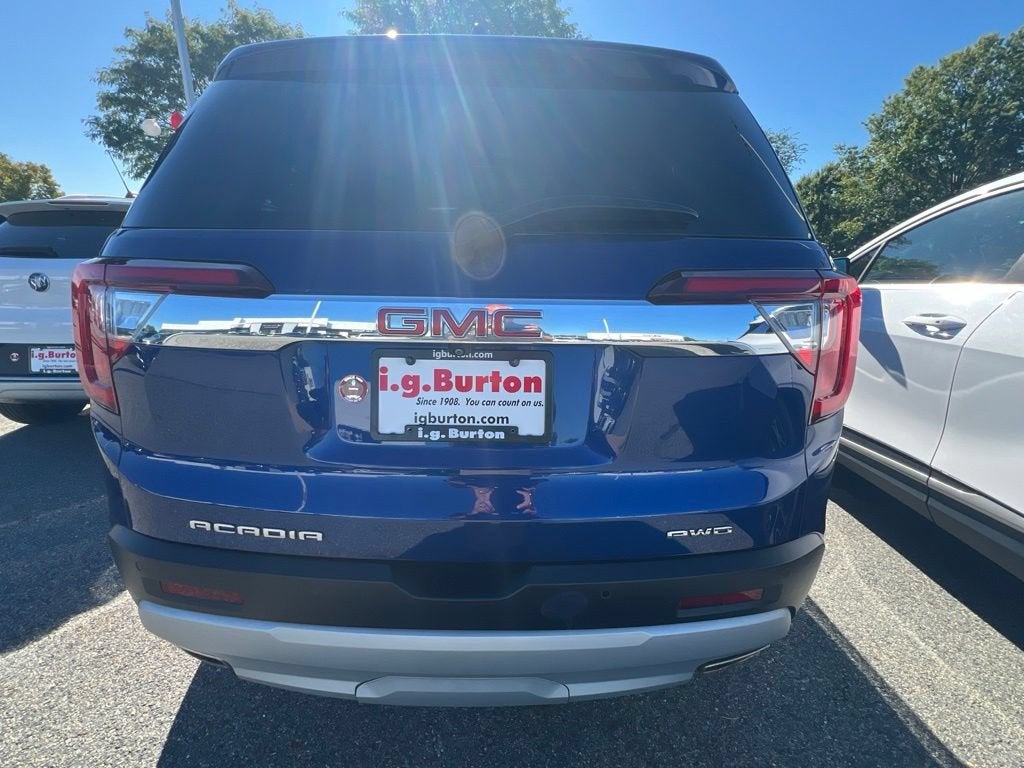 2023 GMC Acadia SLE