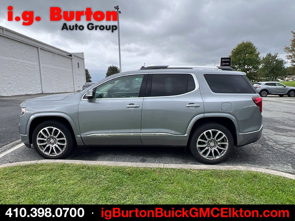 2023 GMC Acadia Denali