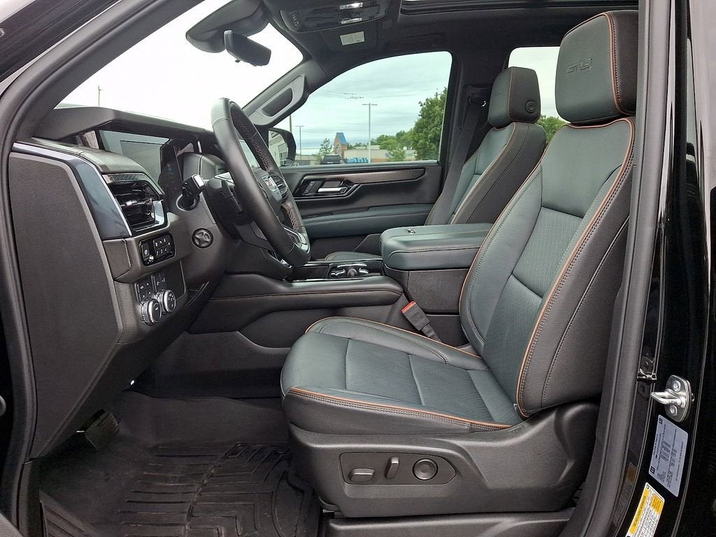 2025 GMC Yukon AT4