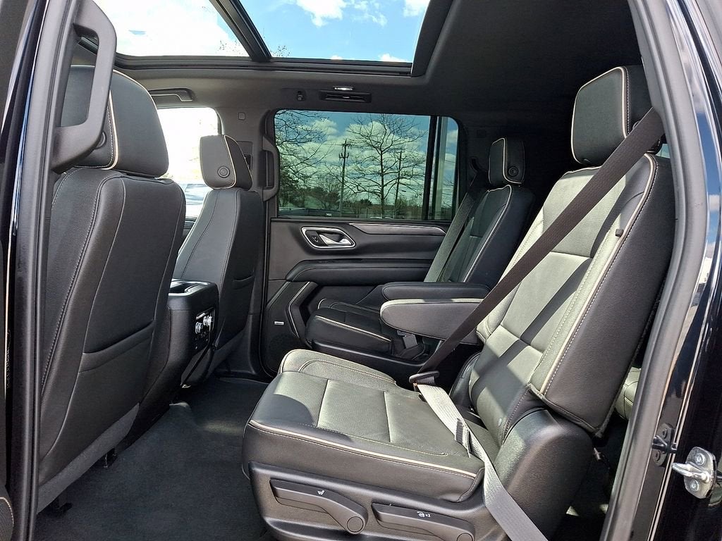 2022 GMC Yukon XL SLT