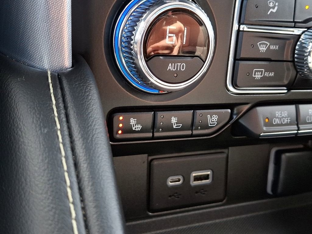 2022 GMC Yukon XL SLT