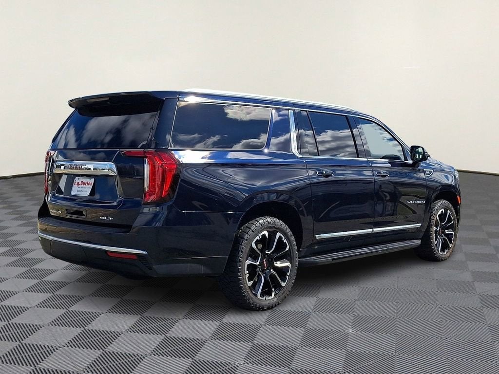 2022 GMC Yukon XL SLT