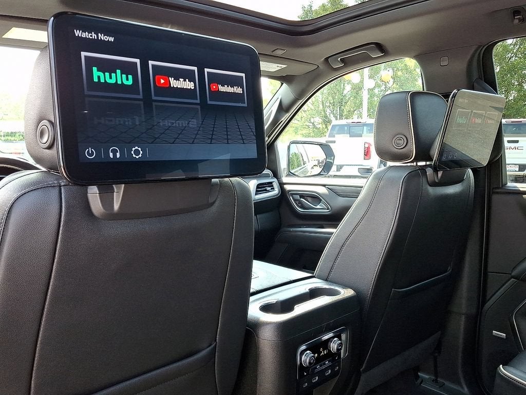 2022 GMC Yukon XL SLT
