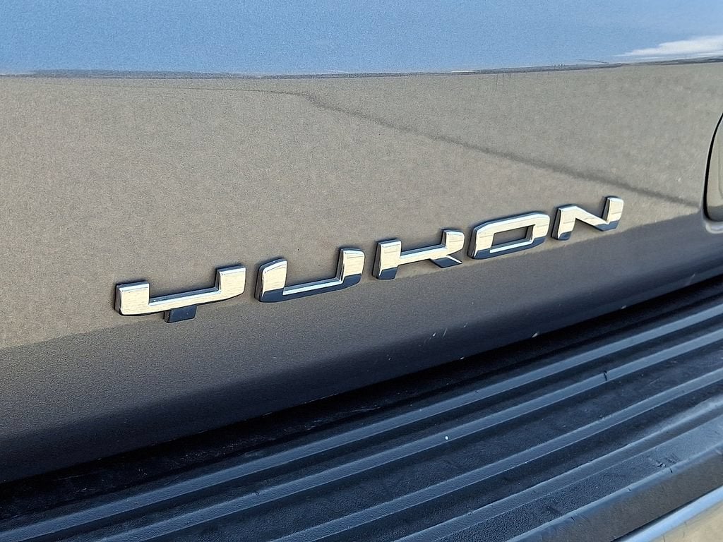 2022 GMC Yukon XL SLT
