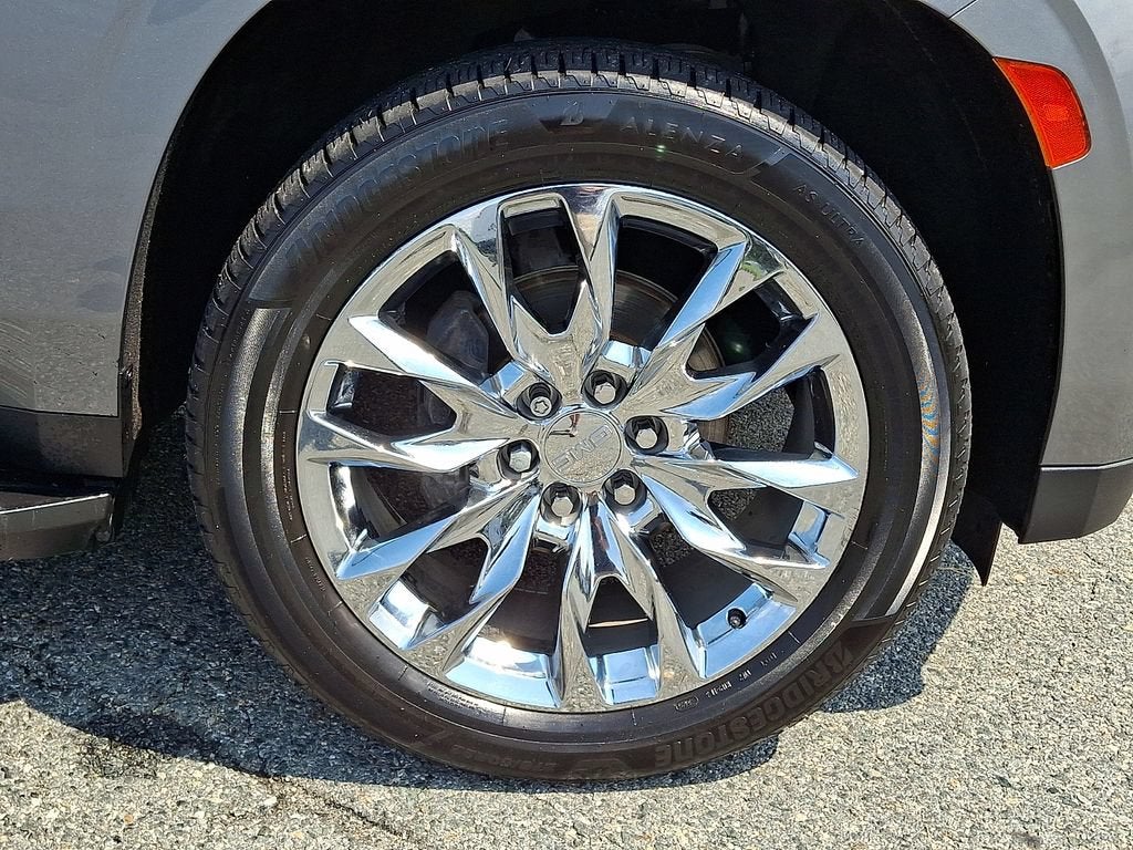 2022 GMC Yukon XL SLT
