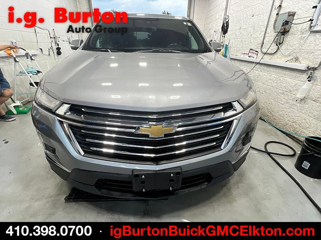 2023 Chevrolet Traverse LT Cloth