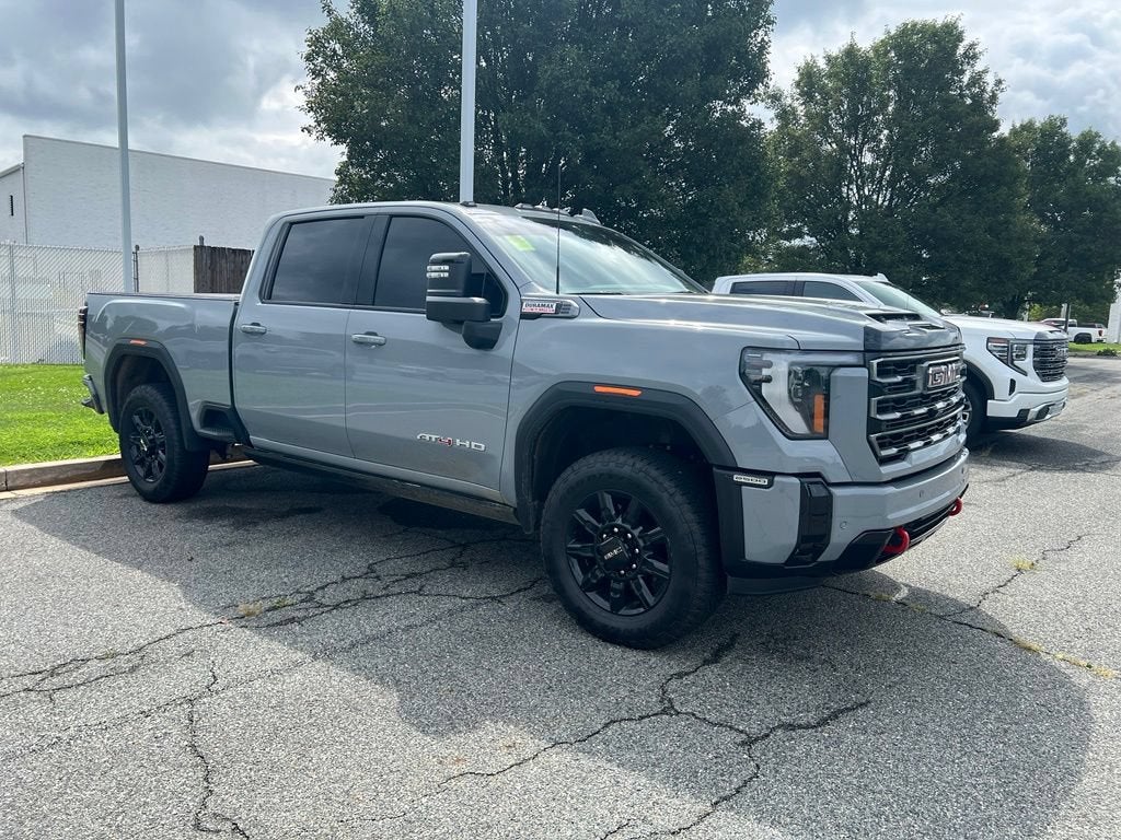 2025 GMC Sierra 2500 HD AT4