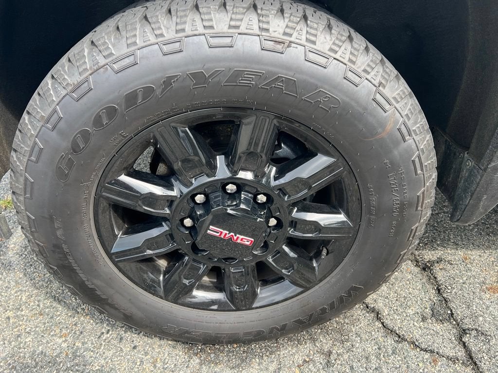 2025 GMC Sierra 2500 HD AT4