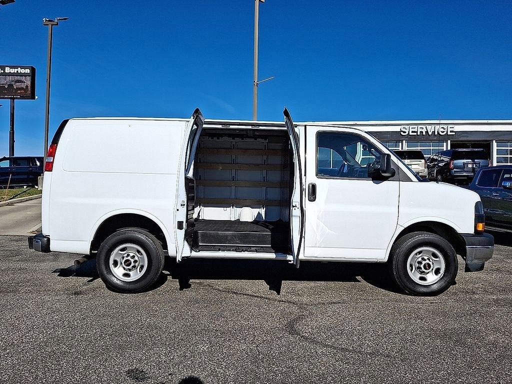 2024 GMC Savana Cargo 2500 Work Van