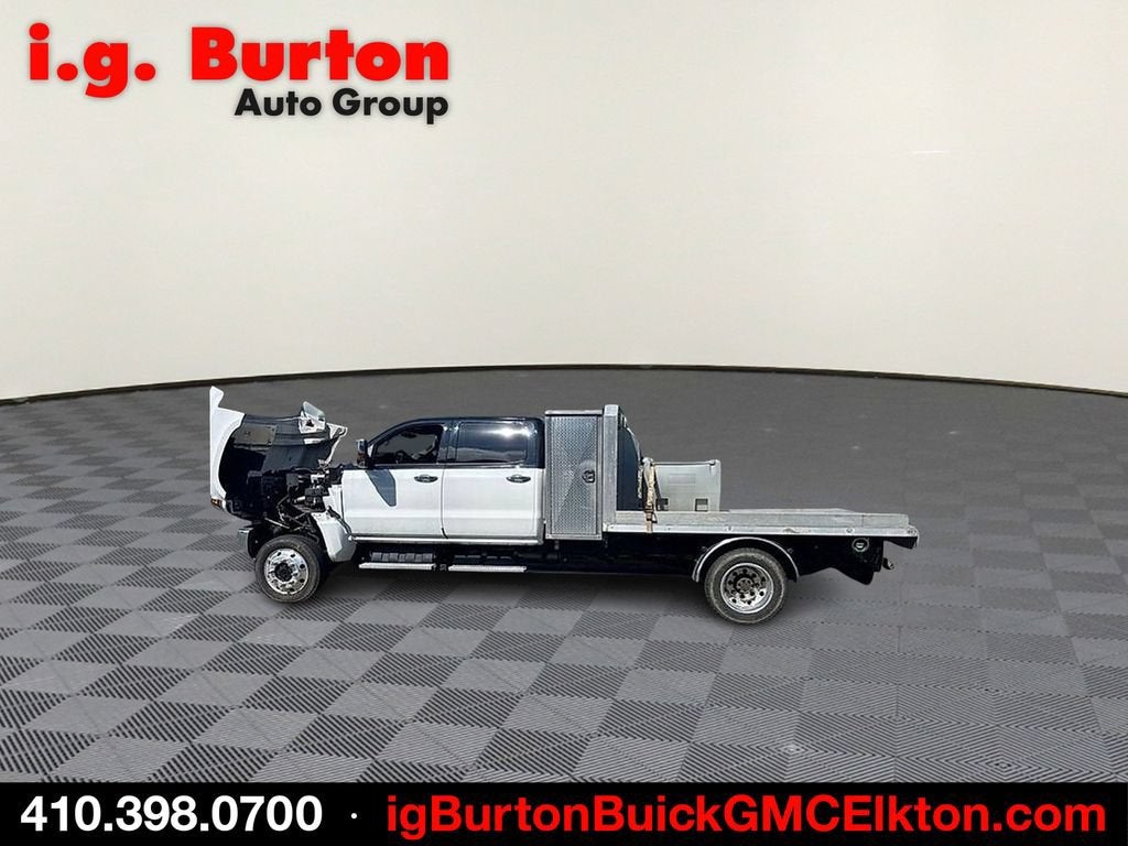 2021 Chevrolet Silverado 6500 HD Work Truck