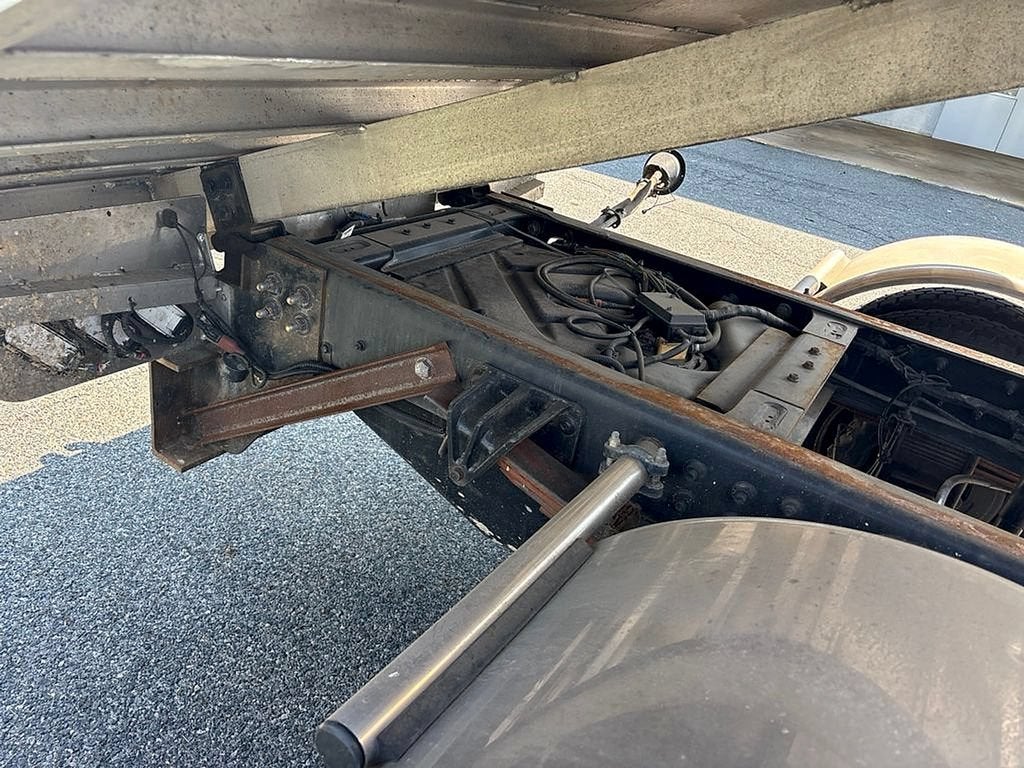 2021 Chevrolet Silverado 6500 HD Work Truck