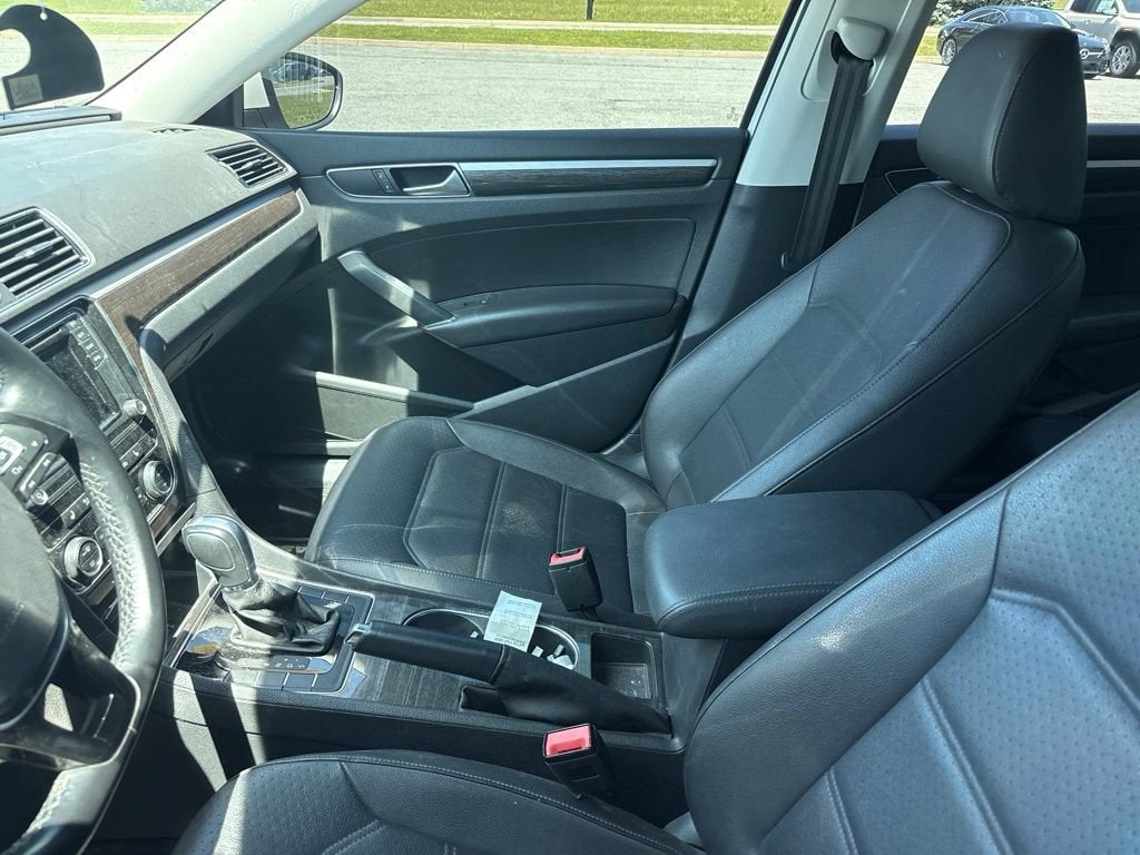 2016 Volkswagen Passat 1.8T SE