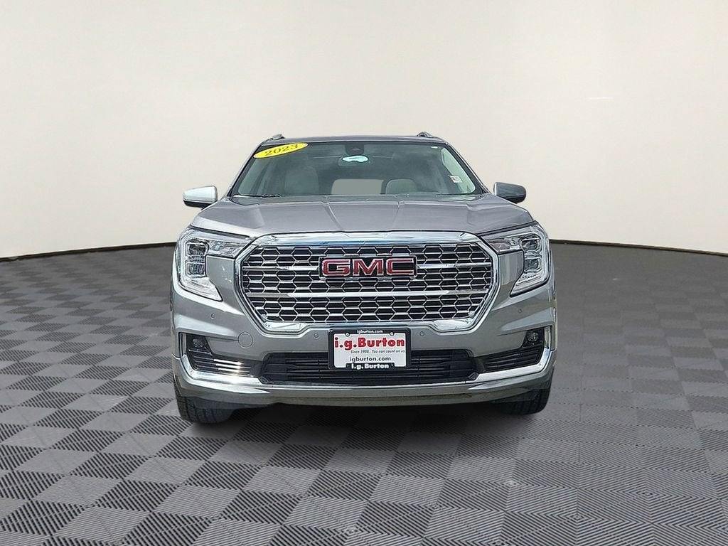2023 GMC Terrain Denali