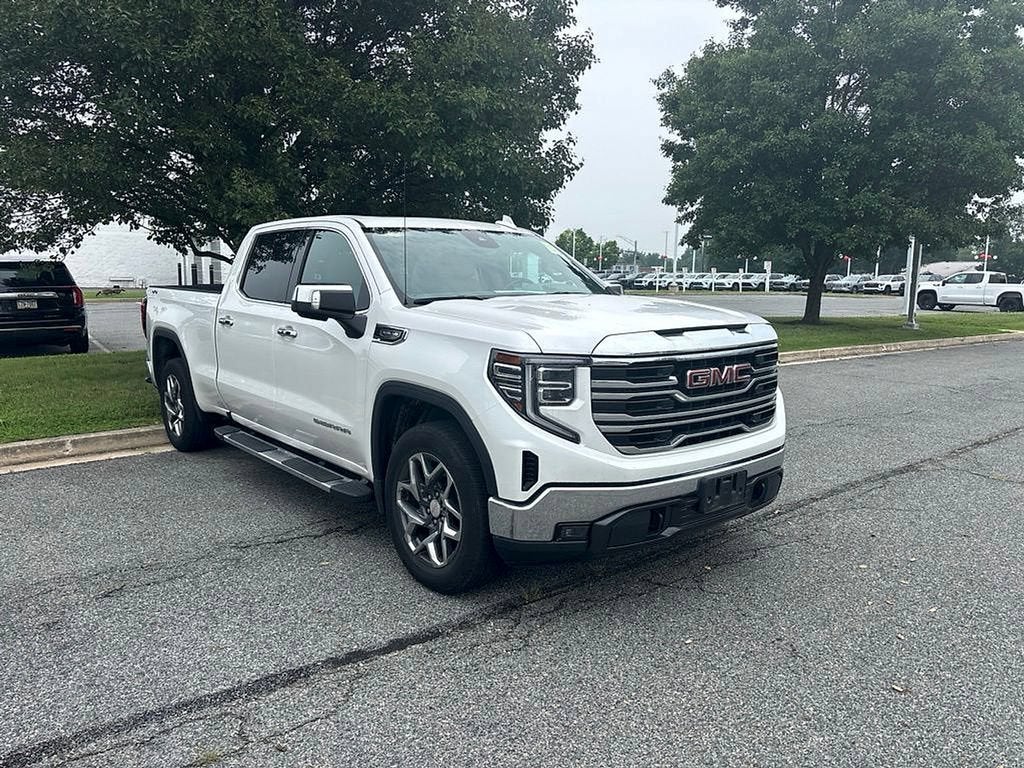 2022 GMC Sierra 1500 SLT