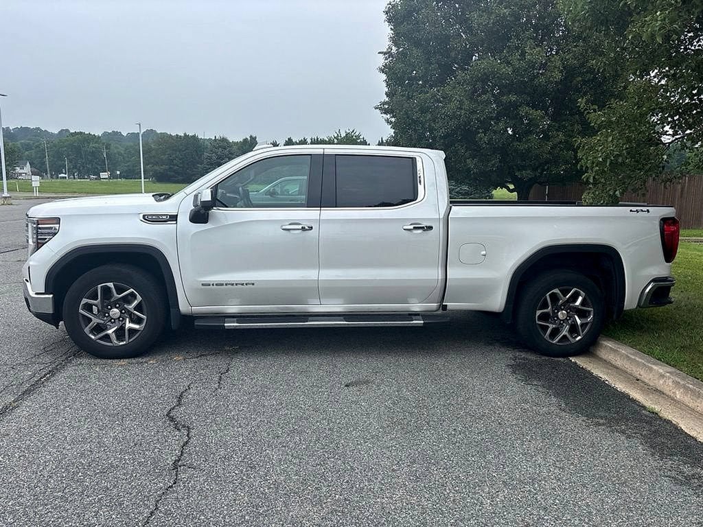 2022 GMC Sierra 1500 SLT