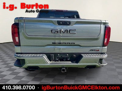 2023 GMC Sierra 1500 AT4