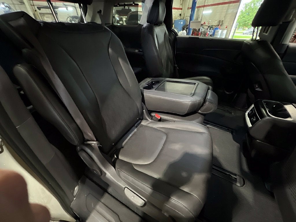 2025 Kia Carnival MPV SX