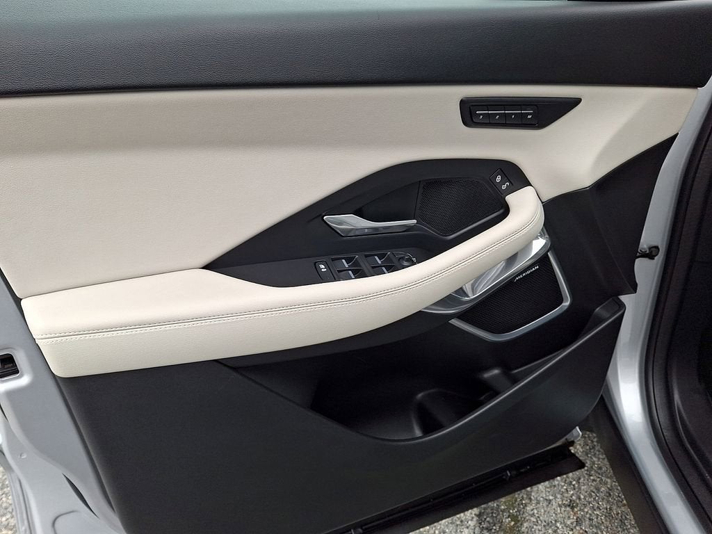 2020 Jaguar E-PACE R-Dynamic SE P300 AWD Automatic