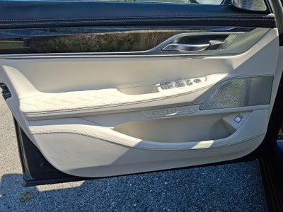 2020 BMW 750i xDrive