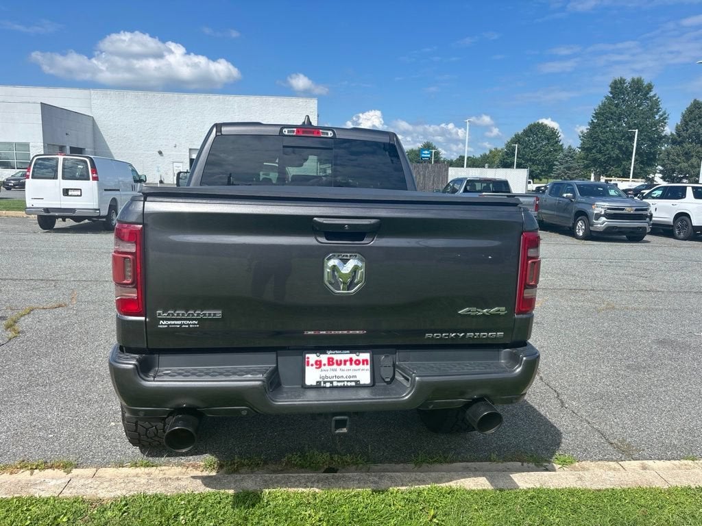 2021 RAM 1500 Laramie Crew Cab 4x4 5'7" Box