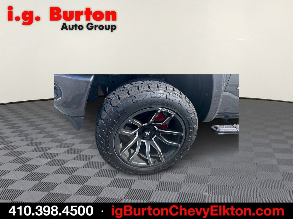 2021 RAM 1500 Laramie Crew Cab 4x4 5'7" Box