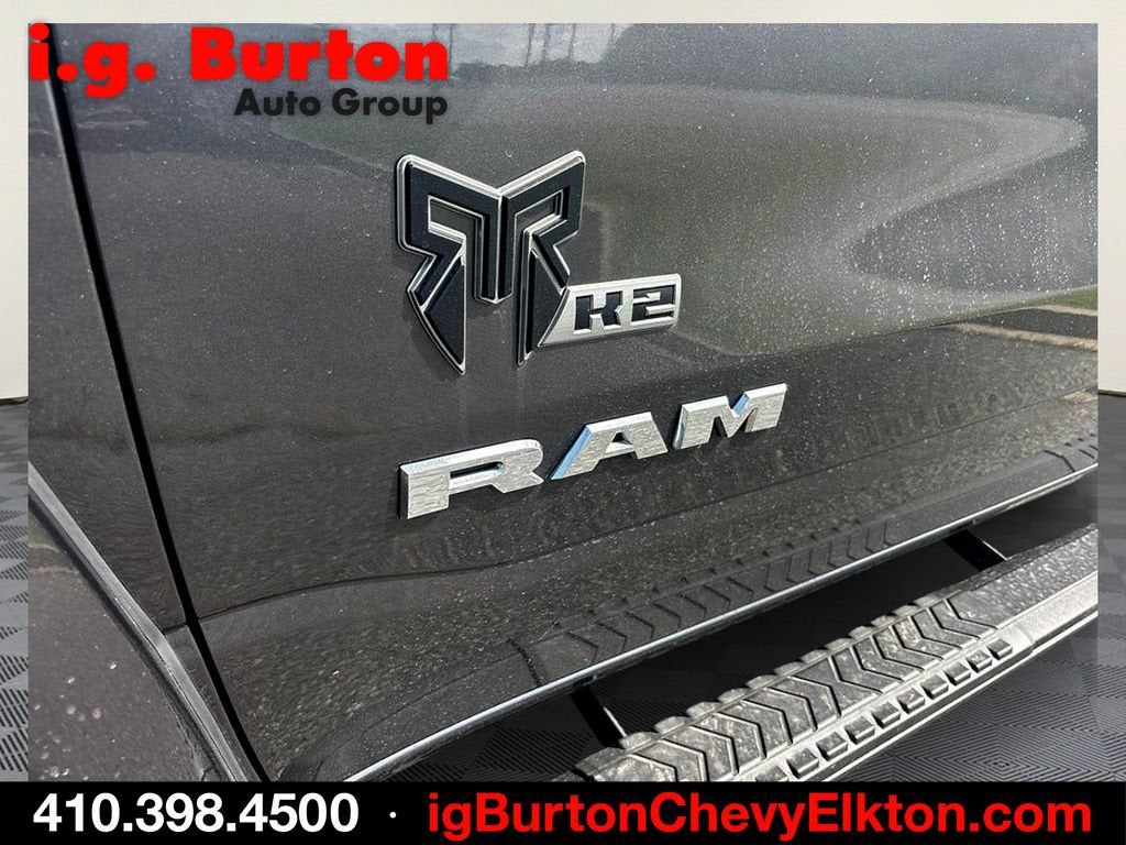 2021 RAM 1500 Laramie Crew Cab 4x4 5'7" Box