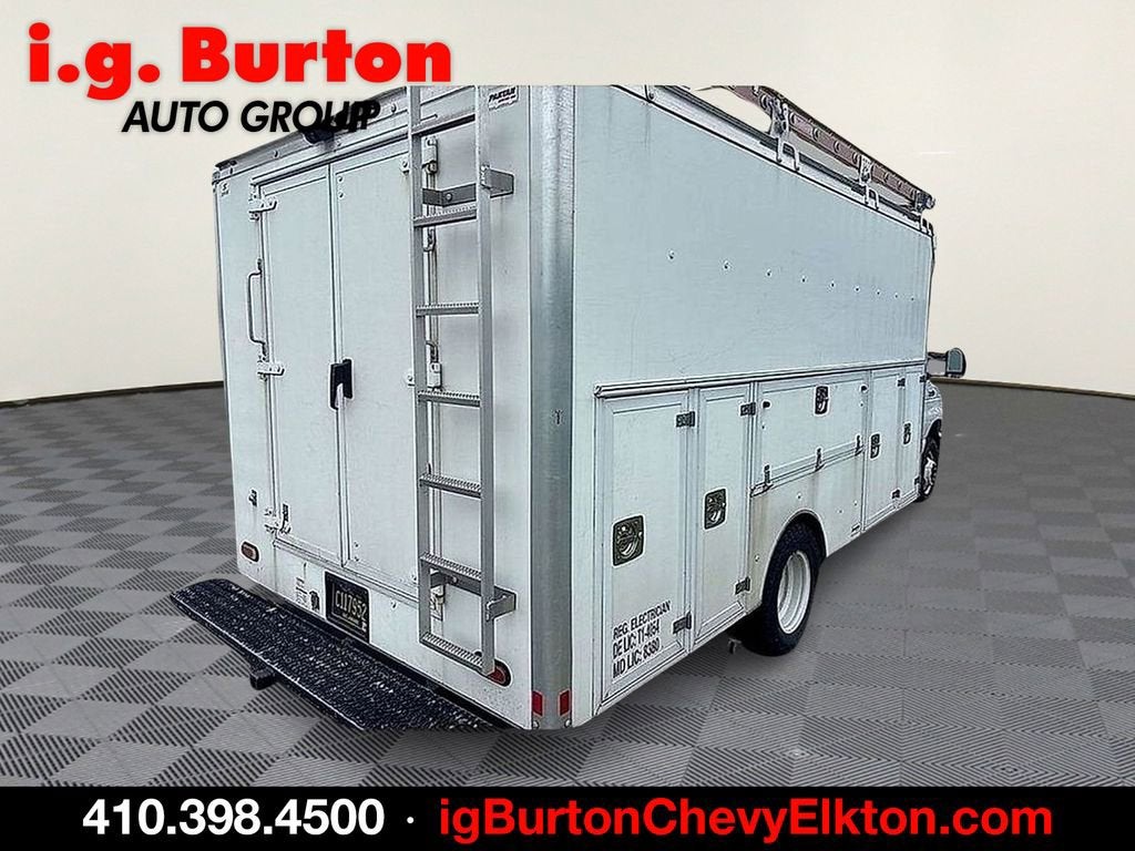 2022 Ford E-Series Cutaway E-450 DRW