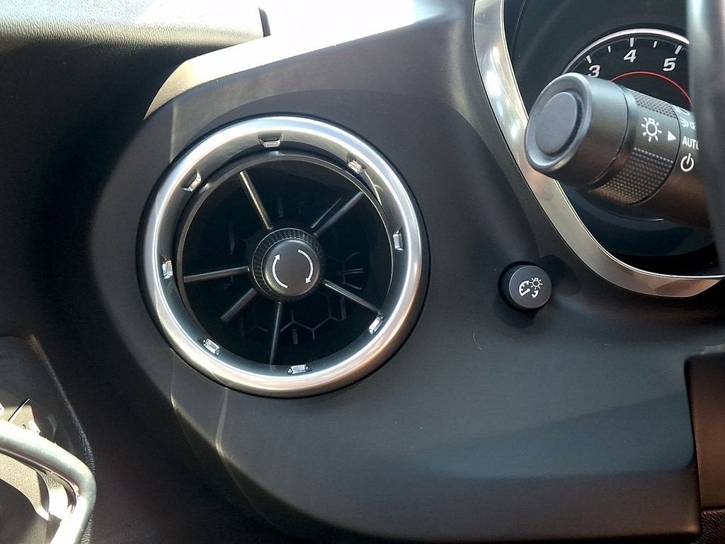2017 Chevrolet Camaro 2LT