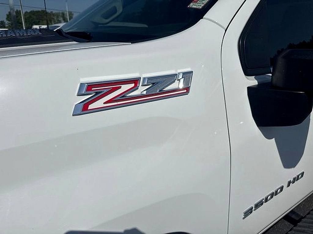 2023 Chevrolet Silverado 3500 HD LT