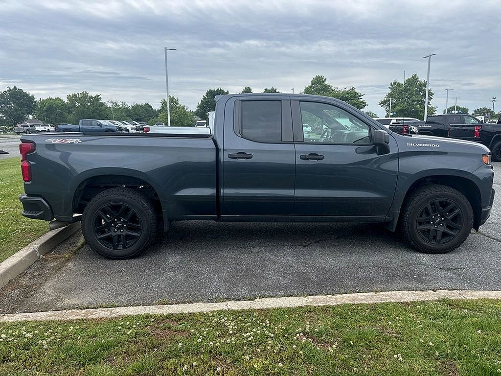 2021 Chevrolet Silverado 1500 Custom