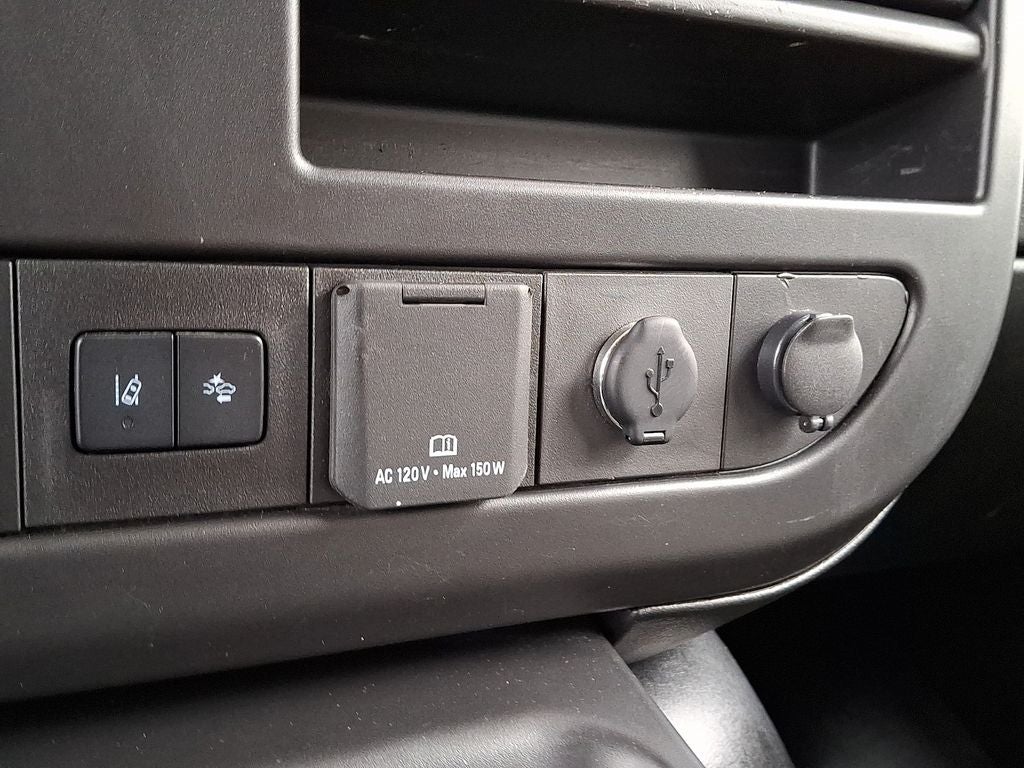 2022 Chevrolet Express 3500 Work Van Cargo