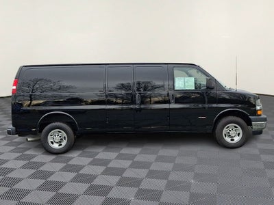 2022 Chevrolet Express 3500 Work Van Cargo