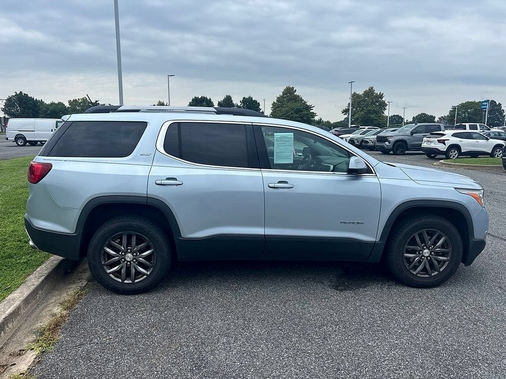 2017 GMC Acadia SLT