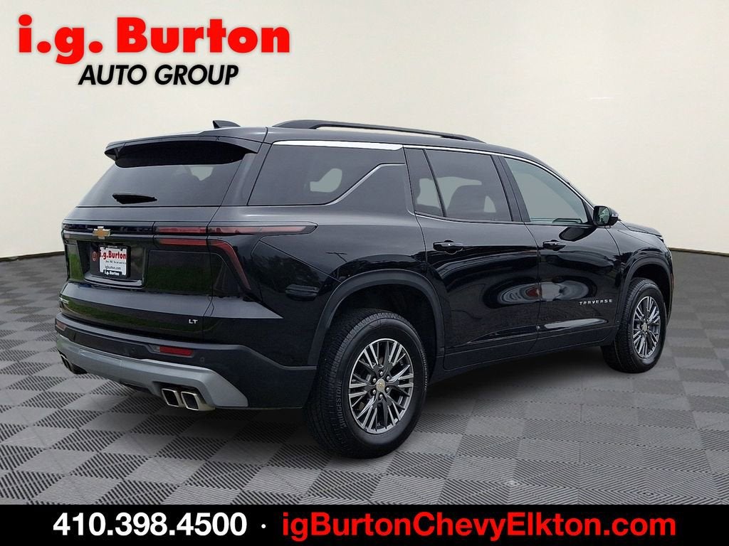 2024 Chevrolet Traverse LT