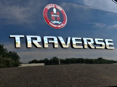 2023 Chevrolet Traverse LT Cloth