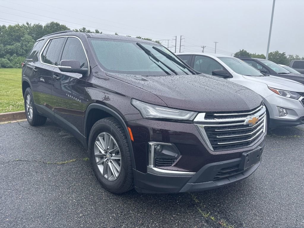 2022 Chevrolet Traverse LT Cloth