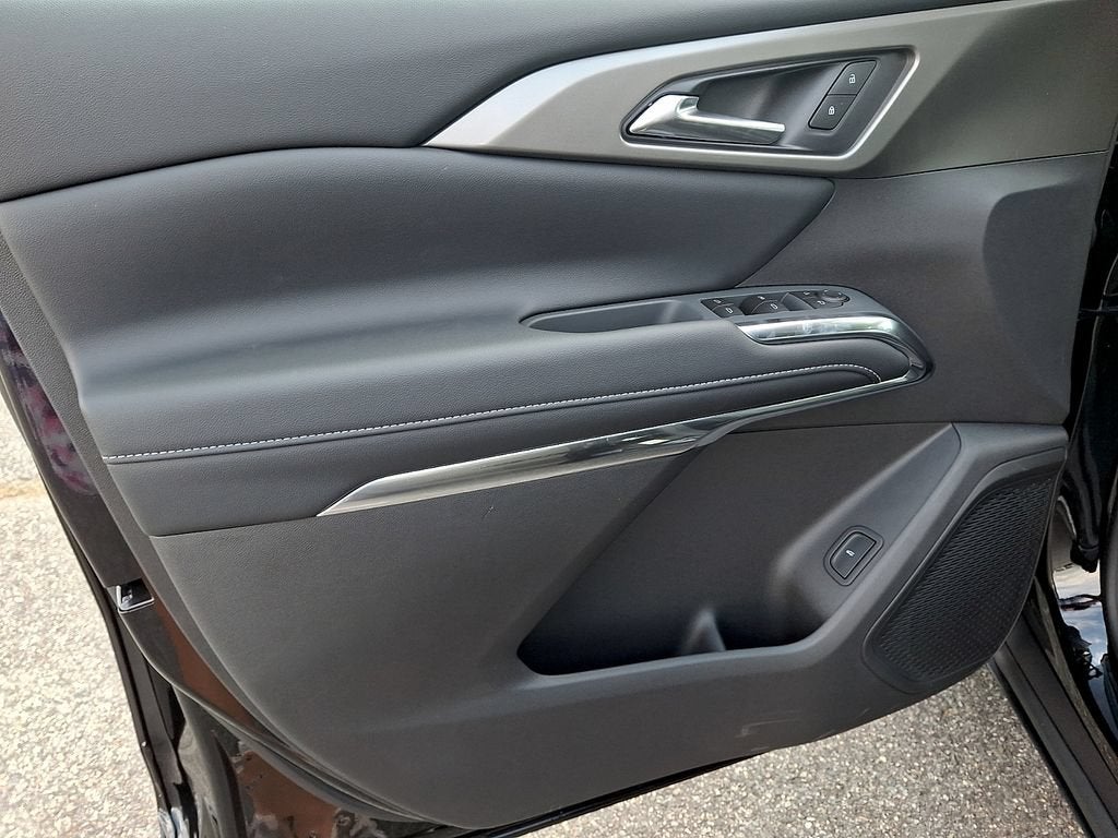 2026 Chevrolet Traverse LT - Photo 8