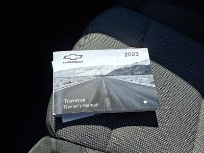 2023 Chevrolet Traverse LT Cloth